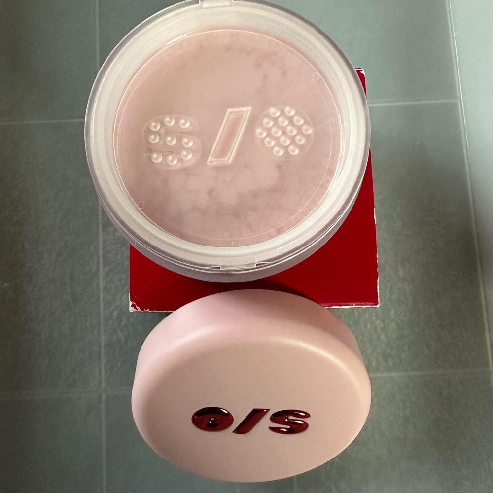 One/Size Ultimate Setting Powder - Picture 4 of 6